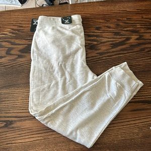 Men's cotton blend joggers size large.